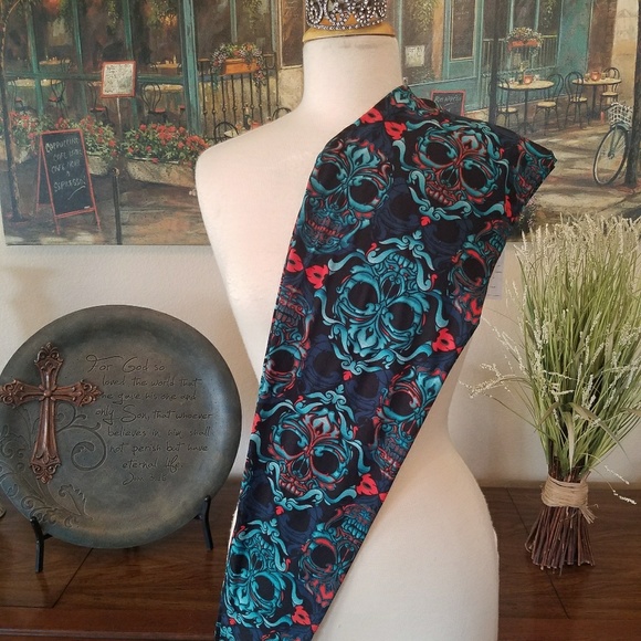 Antique skulls leggings - Picture 2 of 3